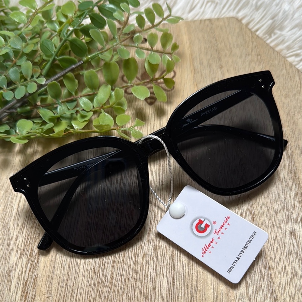 Allure Genesis Sunglasses 💗 Black